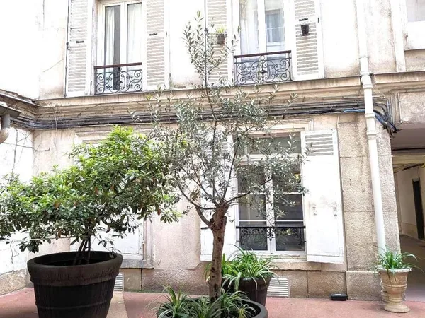 2 pièces de 29 m² en étage calme et lumineux avec vue dégag?