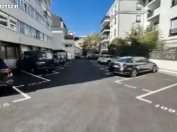 Parking extérieur La garenne colombes