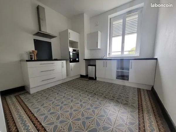 Appartement 97 m² Louvroil