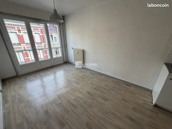 Studio 1 pièce 19 m²