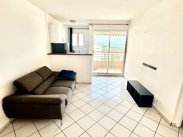 Appartement T2 de 35 m² - Le Lamentin, Morne Pavillon