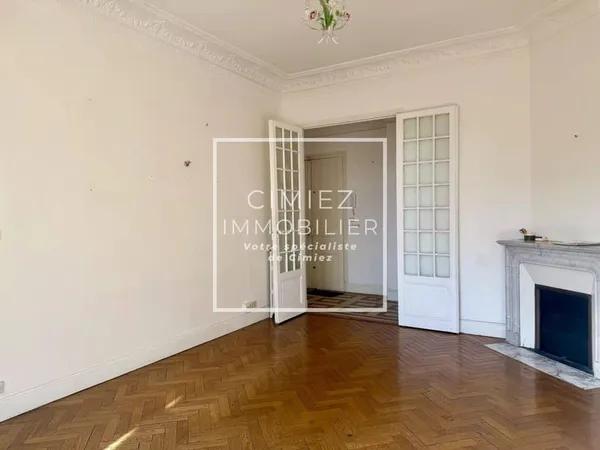 Appartement 3 pièces 82 m²