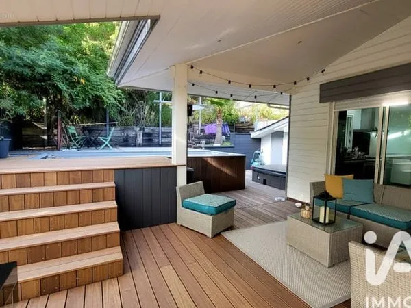 Maison 5 pièces 160 m²
