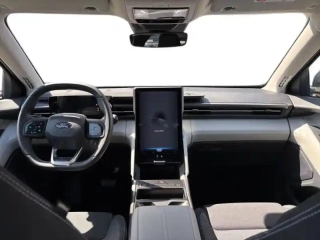 Ford Explorer 170ch standard range 52kwh style rwd — photo 7