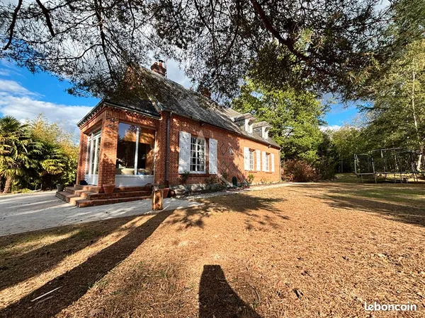 Propriété 10 pièces 281 m²