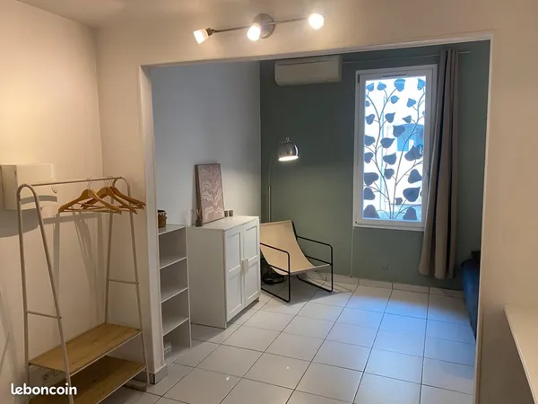 Studio meublé 21 m² - Narbonne centre-ville