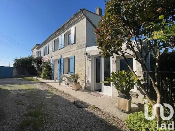 Maison 7 pièces 202 m²
