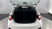 Toyota Yaris 100h France 5p — photo 14