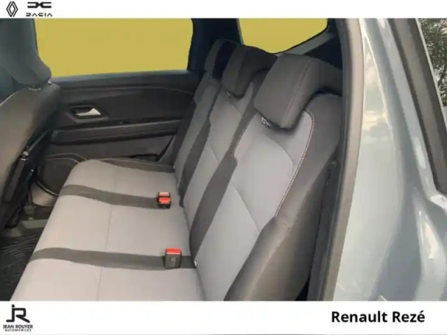 Dacia Jogger 1.0 tce 110ch extreme 7 places -24 — photo 4