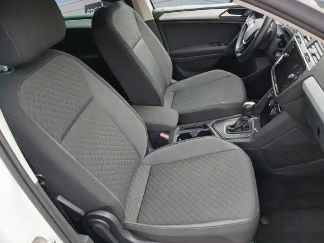Volkswagen Tiguan 2.0 tdi 150 confortline — photo 9
