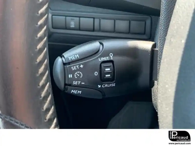 Peugeot 308 puretech 110ch s&amp;s bvm6 — photo 16