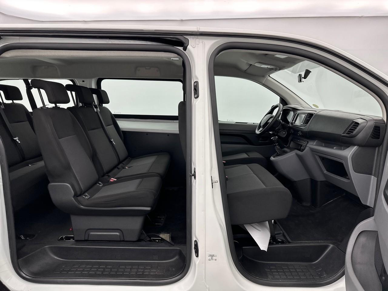 Peugeot Expert combi long bluehdi 120ch s&s bvm6 — photo 13
