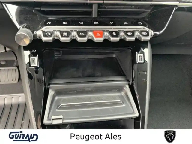Peugeot 208 puretech 100 s&amp;s eat8 — photo 31