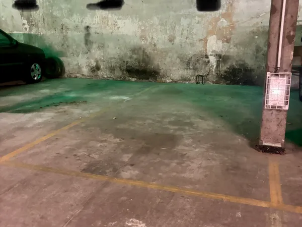 Loue place de parking - quartier Amiraux 18e