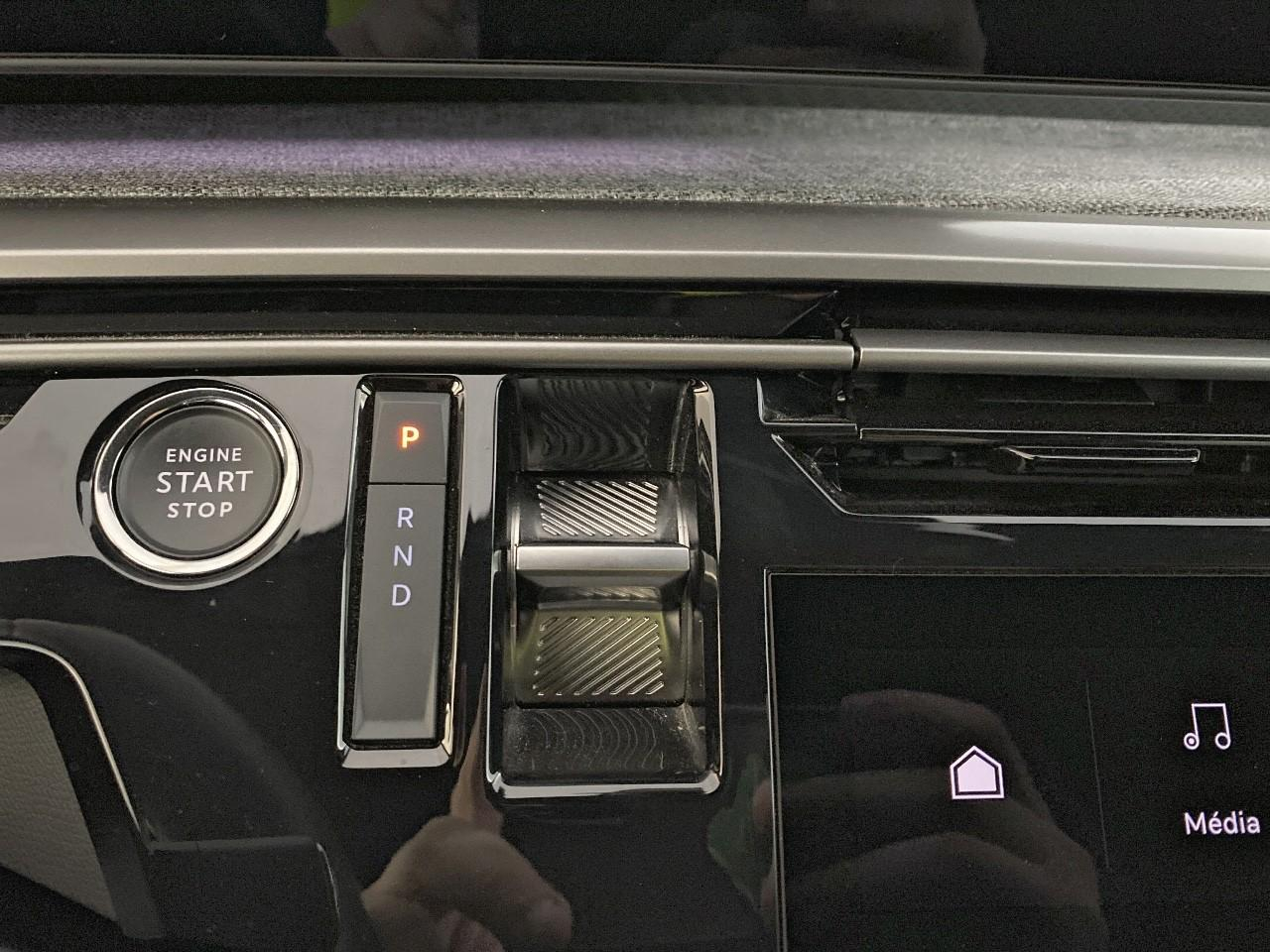 Peugeot 3008 electrique 210 ch 73 kwh allure — photo 15