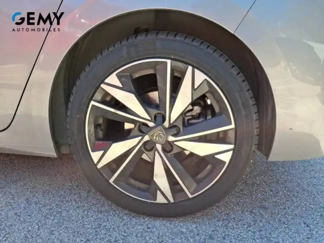 Peugeot 308 puretech 130ch s&amp;s eat8 — photo 11