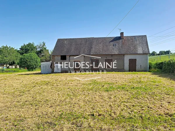 Maison A RENOVER environ 100m² 50540 ISIGNY-LE-BUAT