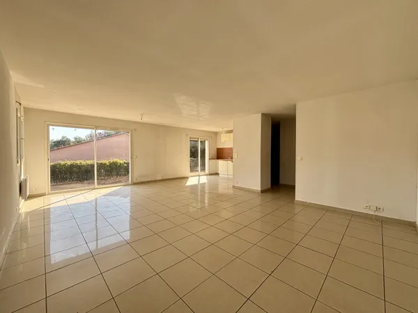Maison T4 de 97 m2 avec jardin et garage Amélie-les-Bains
