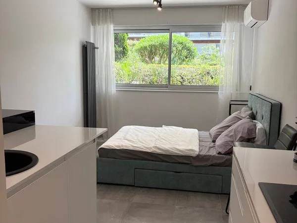 Studio 1 pièce 20 m²