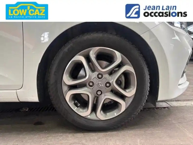 Hyundai I20 1.0 t-gdi 100 dct-7 — photo 9