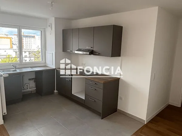 Appartement Location Clichy 4p 90m² 2639€