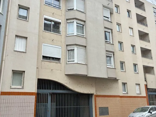 Parking Lyon 7
