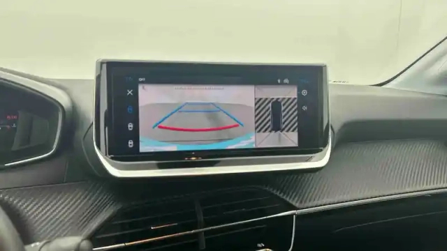 Peugeot 208 hybrid 110 ch e-dcs6 — photo 27