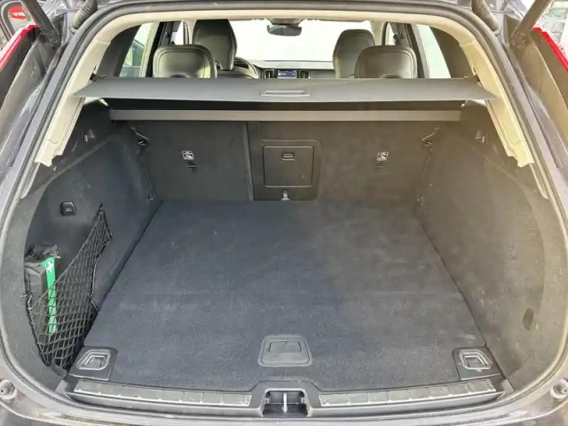 Volvo Xc60 t6 awd hybride rechargeable 253 ch+145 ch geartronic 8 — photo 39