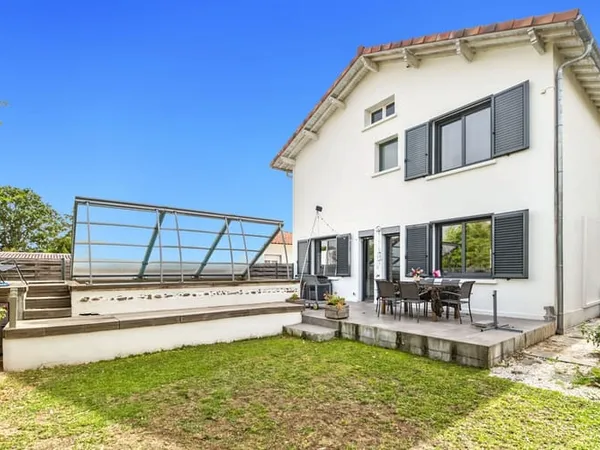 Maison 6 pièces 135 m²