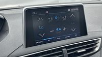 Peugeot 3008 1.5 BlueHDi 130ch E6.c Allure Business S&S EAT8 — photo 13