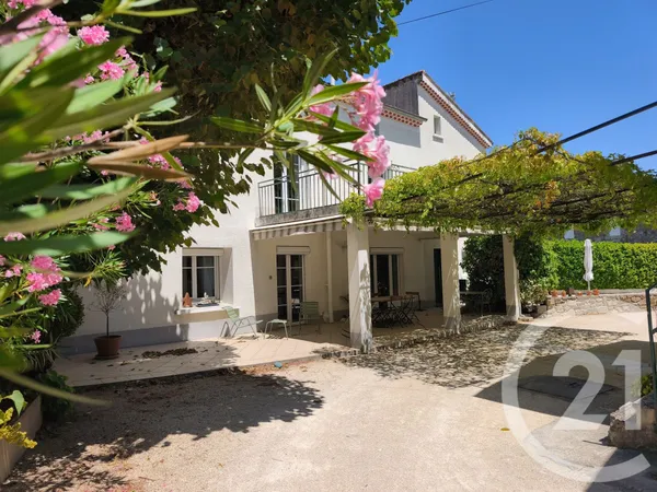 Maison 210 m²