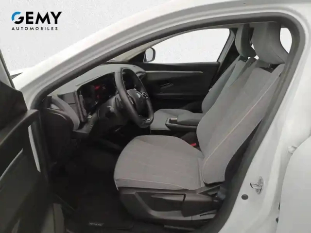 Renault Megane e-tech ev40 130ch standard charge — photo 24