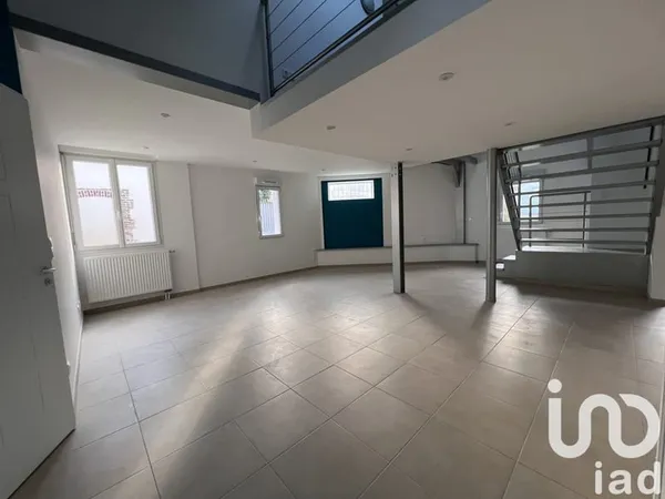 Appartement 2 pièces 81 m²