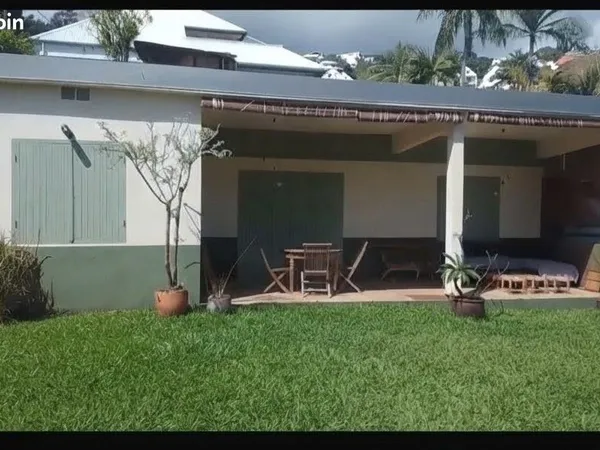 Vend maison belle pierre