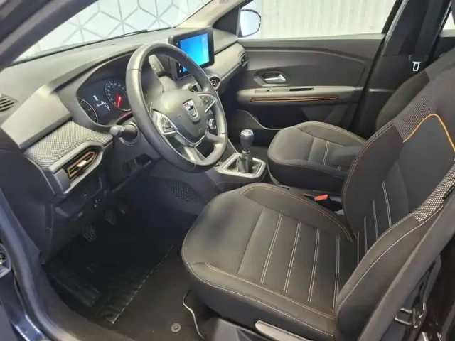 Dacia Sandero eco-g 100 - 22 — photo 9