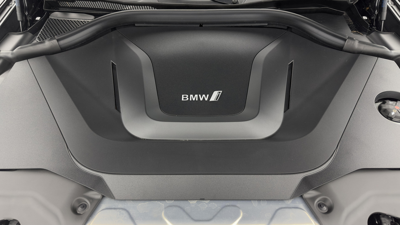 BMW iX3 M Sport 286 ch — photo 35