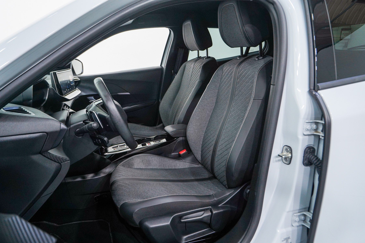 Peugeot 2008 — photo 12