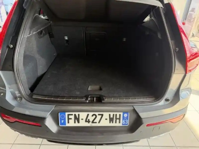 Volvo Xc40 d4 adblue awd 190ch r-design geartronic 8 — photo 14