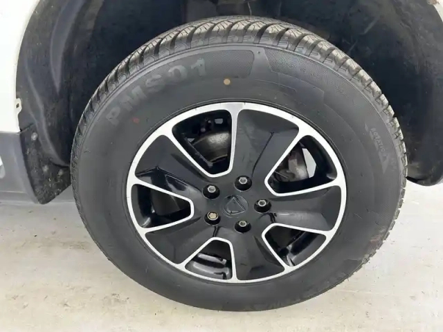 Dacia Duster dci 110 4x2 — photo 22