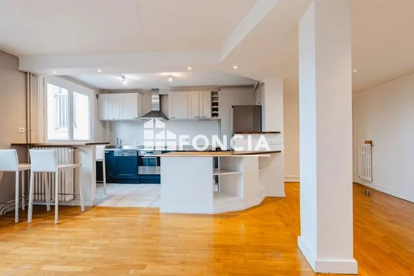 Appartement 3 pièces 80 m²