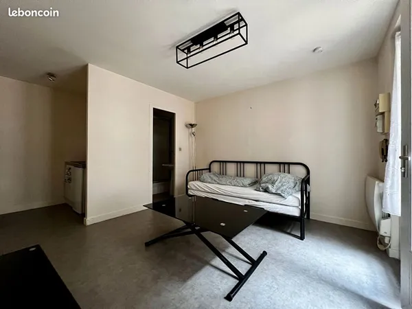 Studio 1 pièce 18 m²
