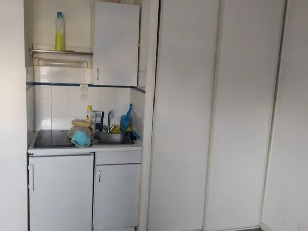 Loue studio Lorient proche écoles