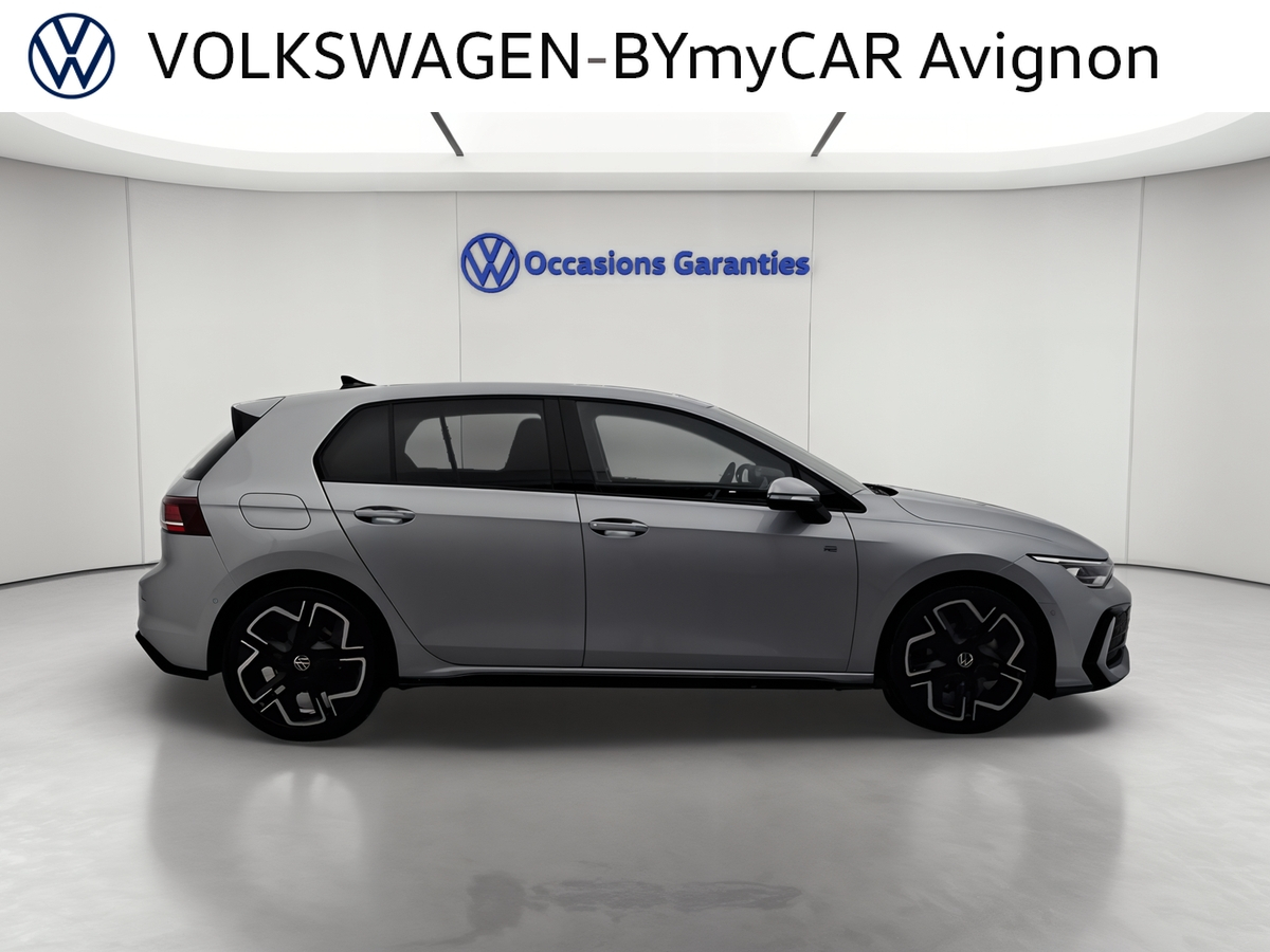 Volkswagen Golf 1.5 eTSI EVO2 116 DSG7 — photo 6