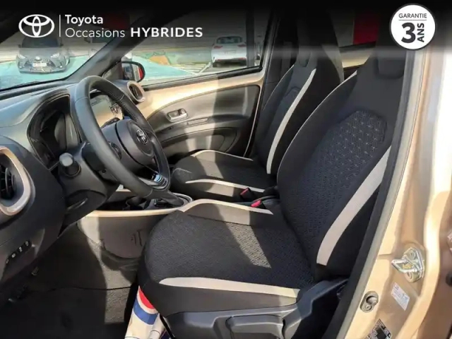 Toyota Aygo X 1.0 vvt-i 72ch design s-cvt — photo 5