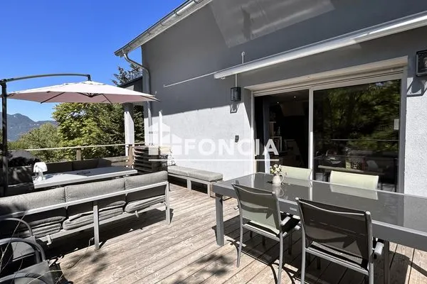 Maison 5 pièces 121 m²