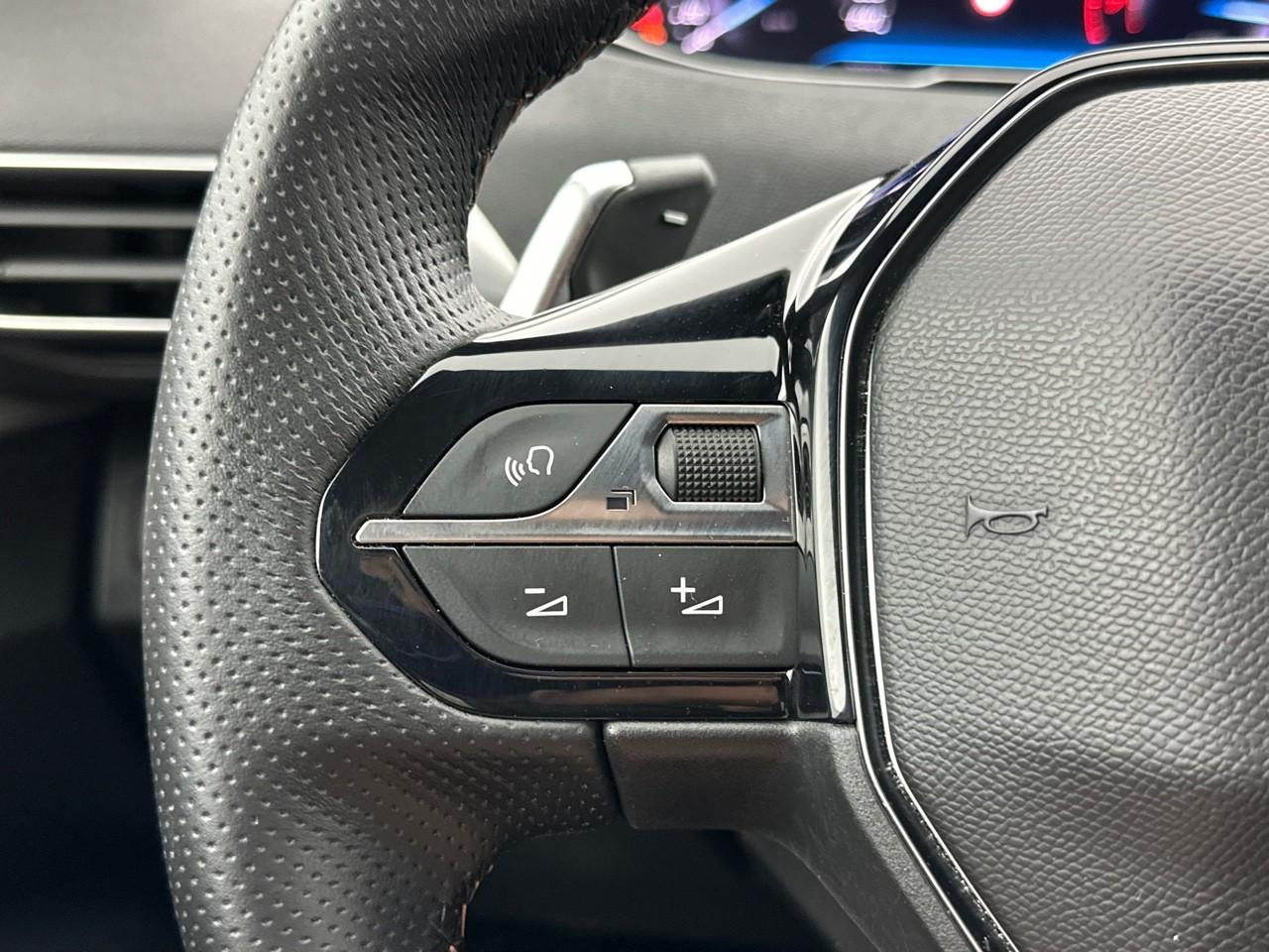 Peugeot 3008 puretech 130ch s&s eat8 gt pack — photo 20