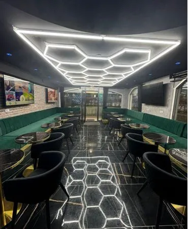 Salon de thé / bar à chicha