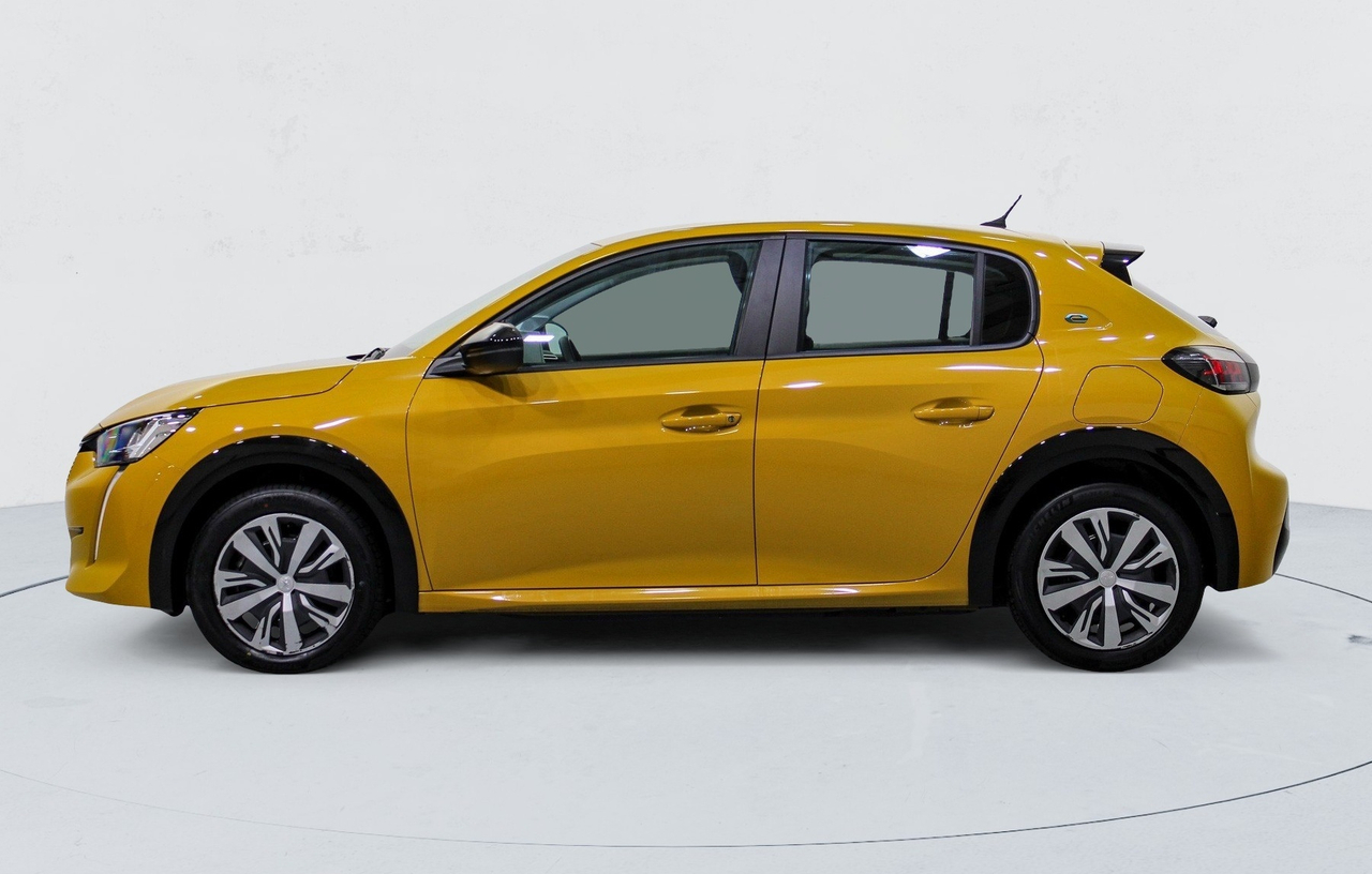 Peugeot 208 — photo 2