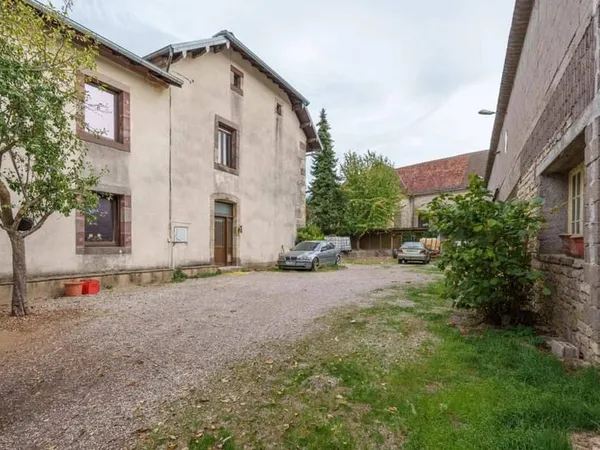 Maison 8 pièces 286 m²