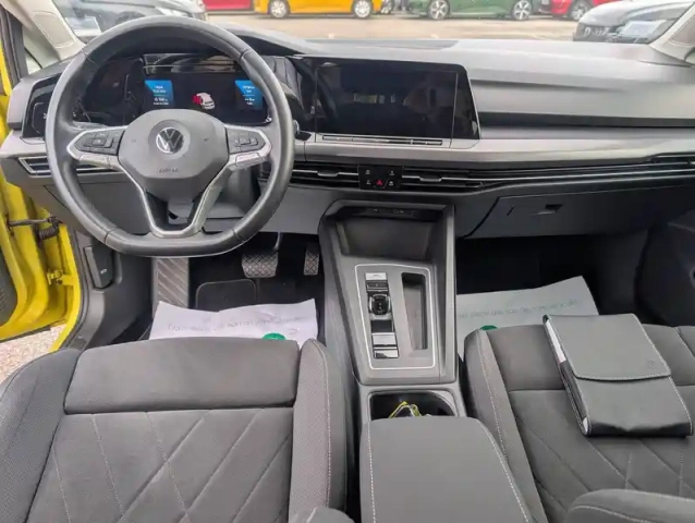 Volkswagen Golf 1.4 hybrid rechargeable opf 204 dsg6 — photo 4